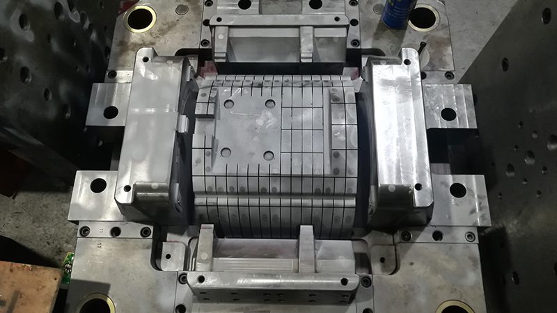 双色模具开模周期：揭秘与普通模具的差异