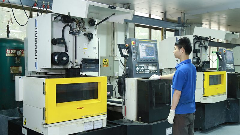 塑胶模具加工厂性价比高，关键看这几点**